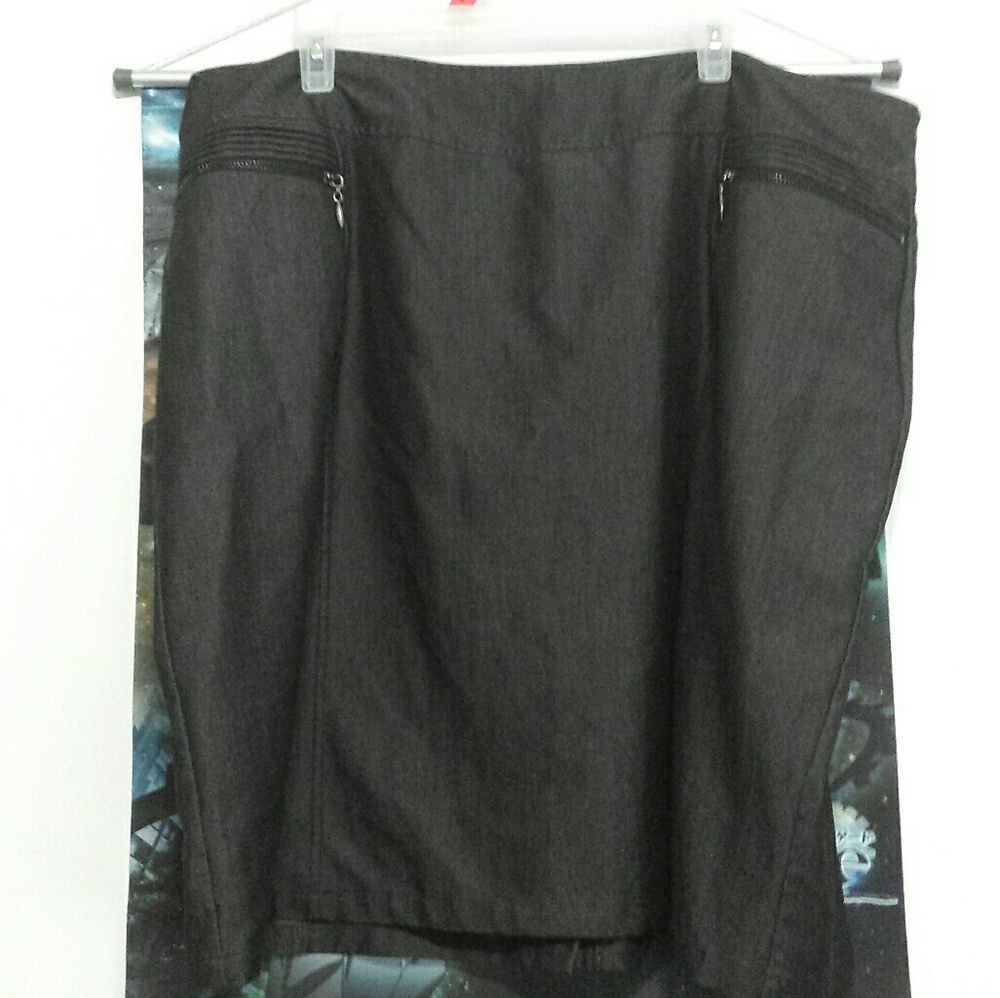 Ashley Stewart dark gray pencil skirt with pockets